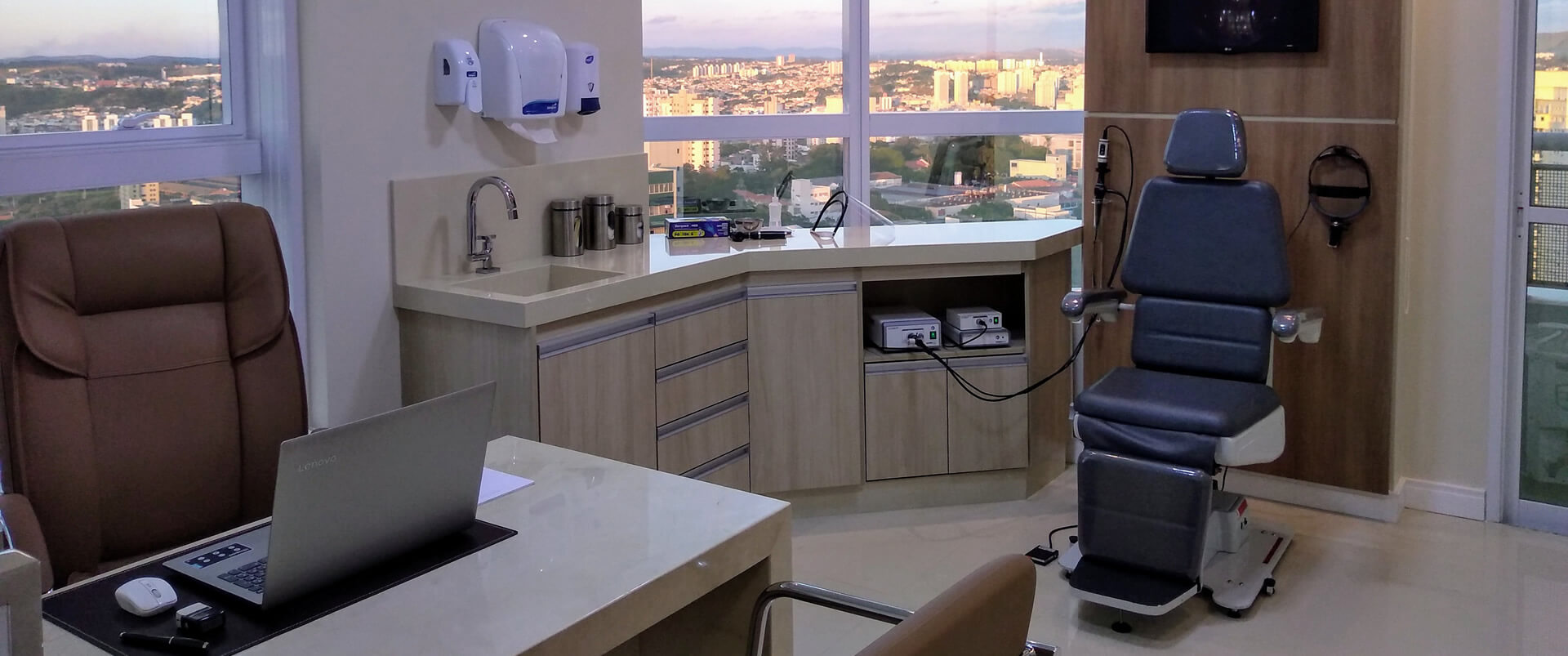 Otorrino, Fonoaudióloga e Audiometria